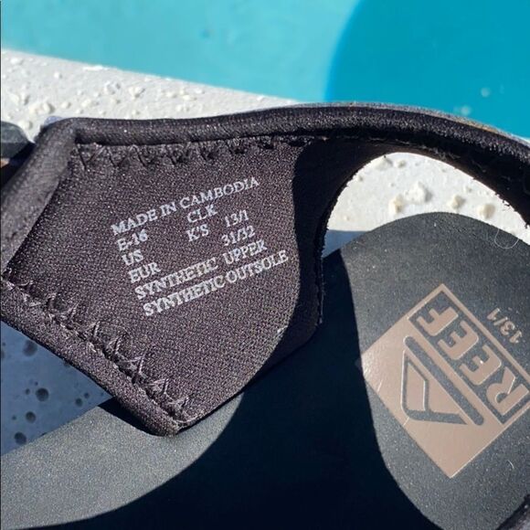 Reef Grom Stomper Black/Brown Velcro Sandals 13/1 - Picture 9 of 9